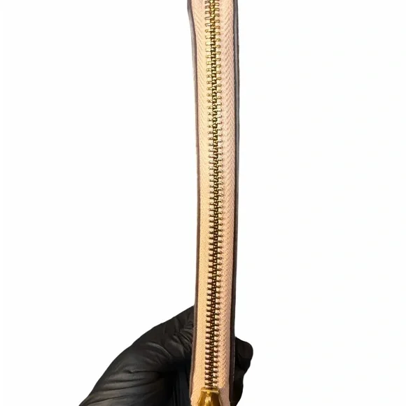 Tory Burch Britten Large Zip Pouch Wristlet (A687) - Picture 8 of 10